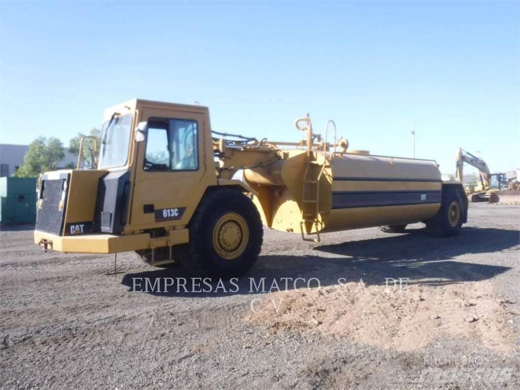 CAT 613C Tankvogne - vand