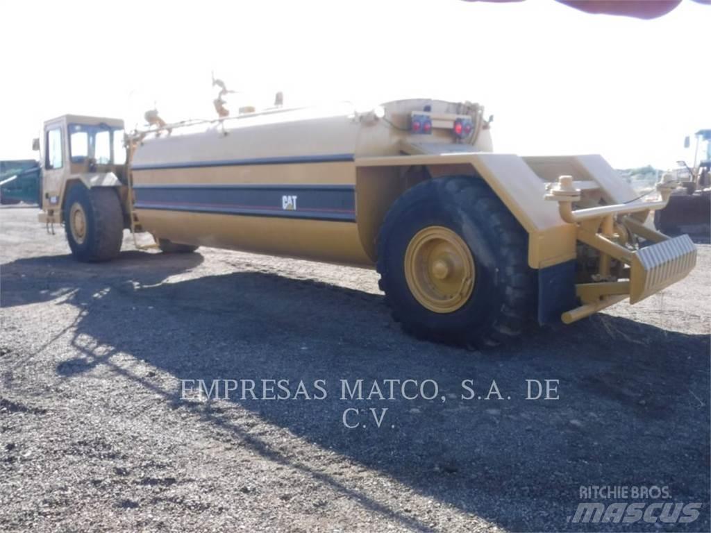 CAT 613C Tankvogne - vand
