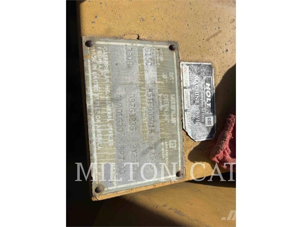 CAT 615C Skrabere