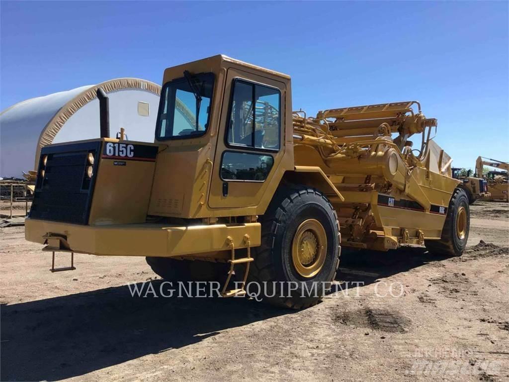 CAT 615C II Skrabere