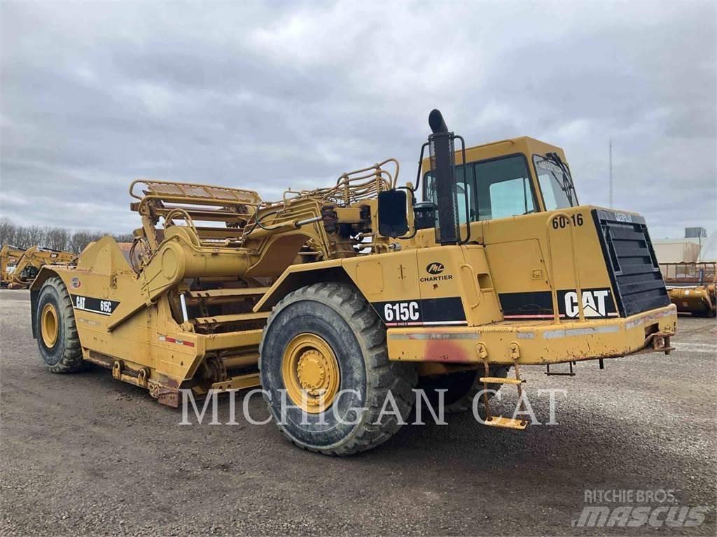CAT 615CII A Skrabere