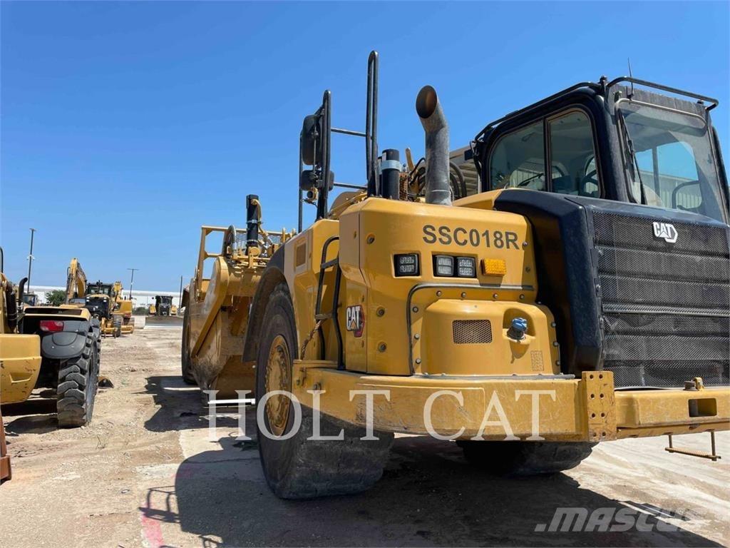 CAT 621 Skrabere