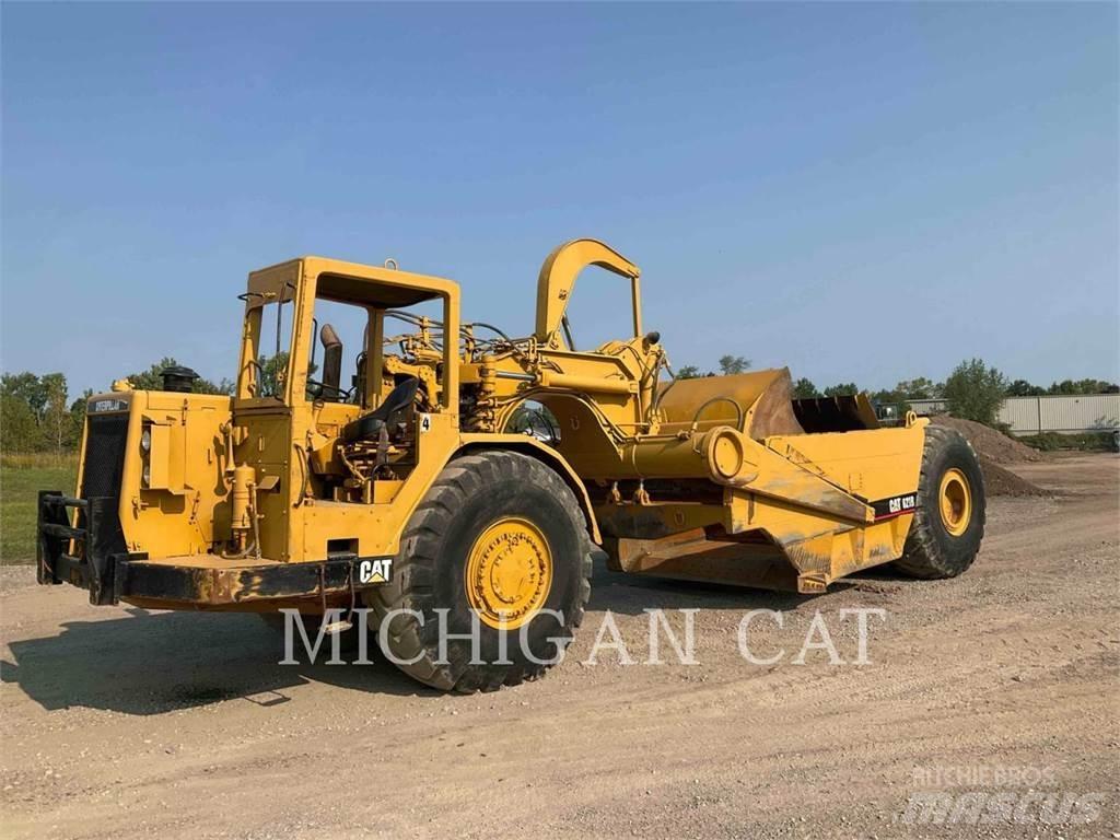 CAT 621B Skrabere