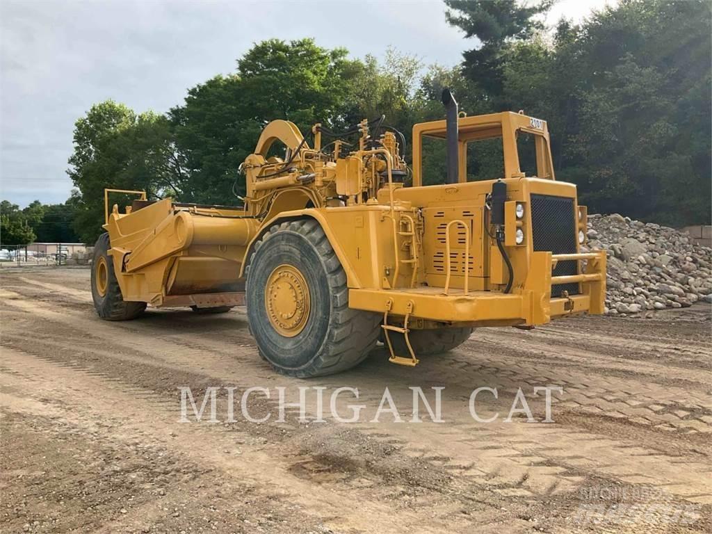 CAT 621E Skrabere