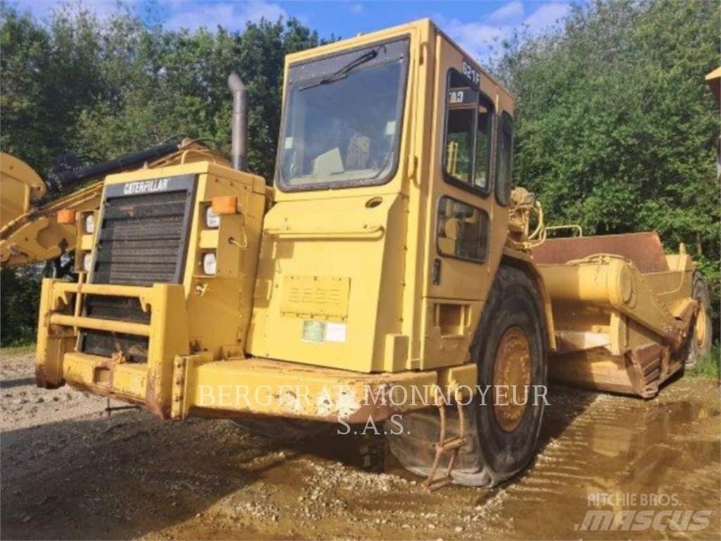 CAT 621F Skrabere