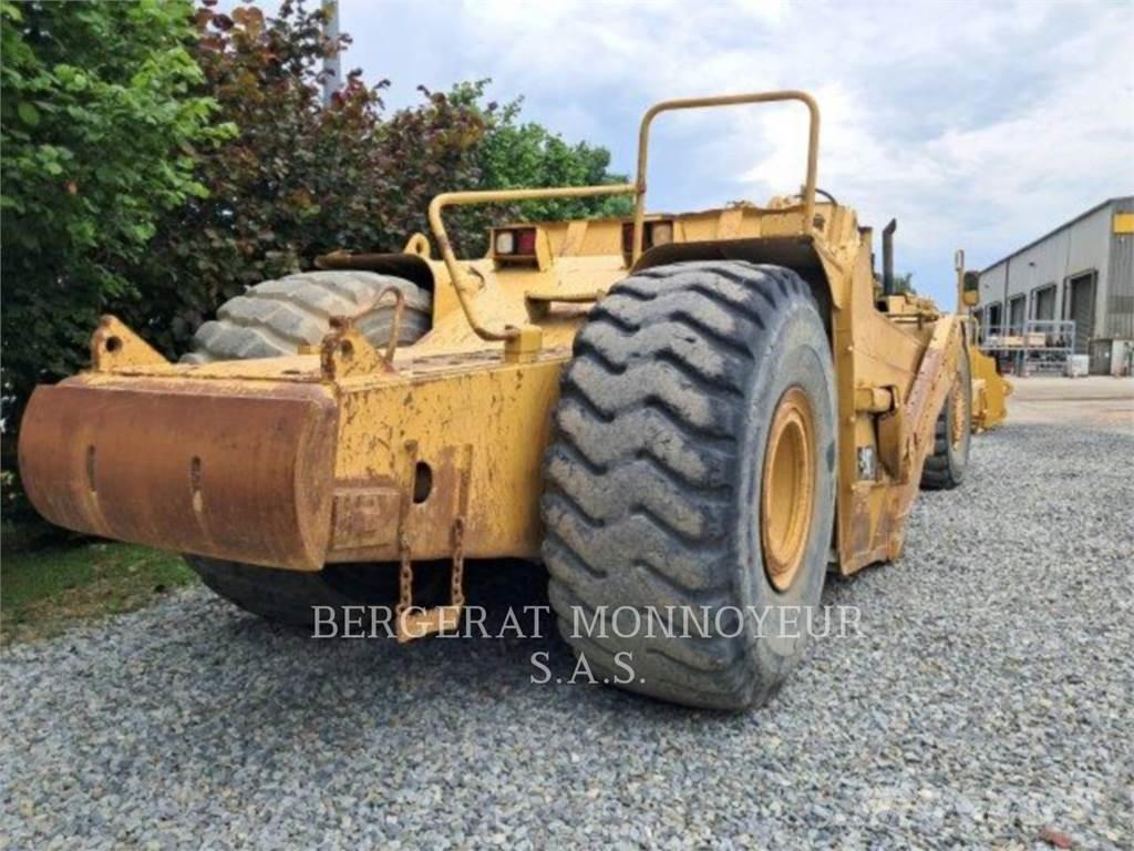 CAT 621F Skrabere