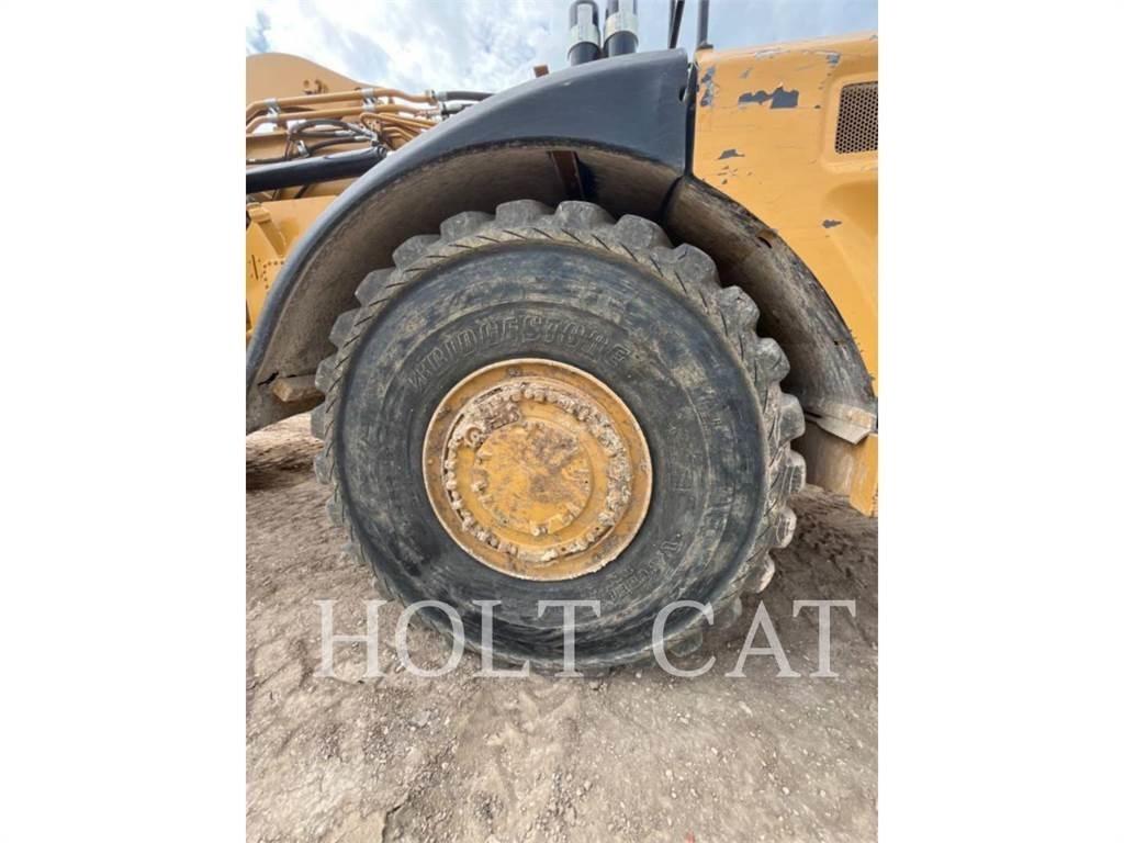 CAT 621K Skrabere