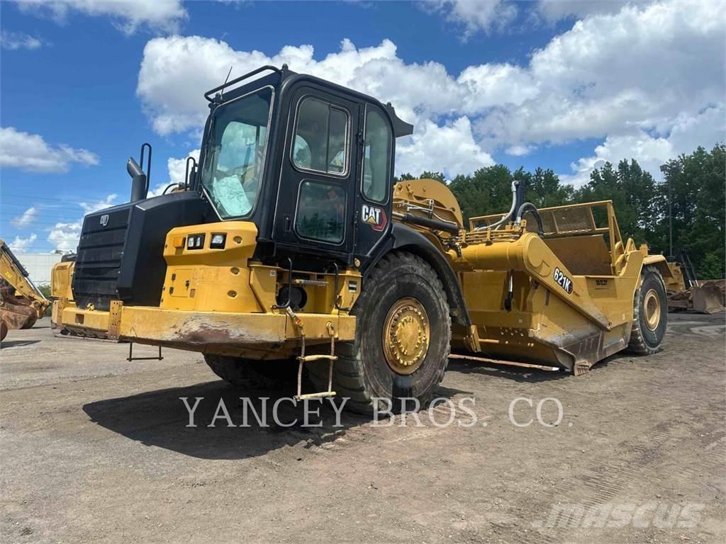 CAT 621K Skrabere