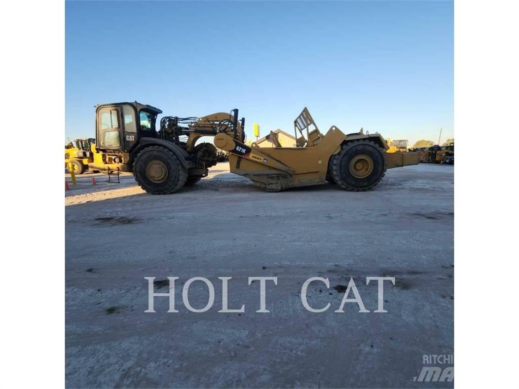 CAT 621K Skrabere