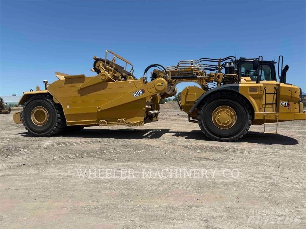 CAT 623 Skrabere
