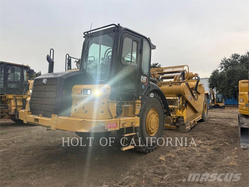 CAT 623 Skrabere