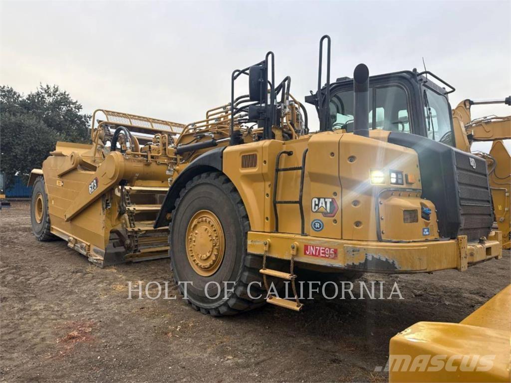 CAT 623 Skrabere