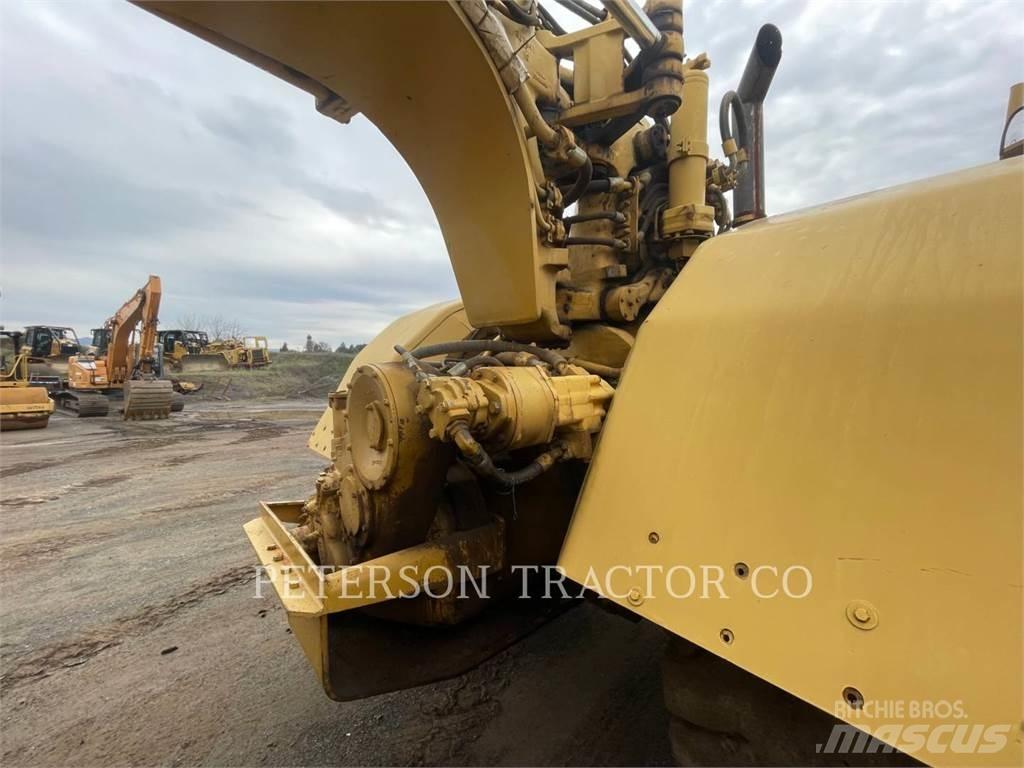 CAT 623B Skrabere