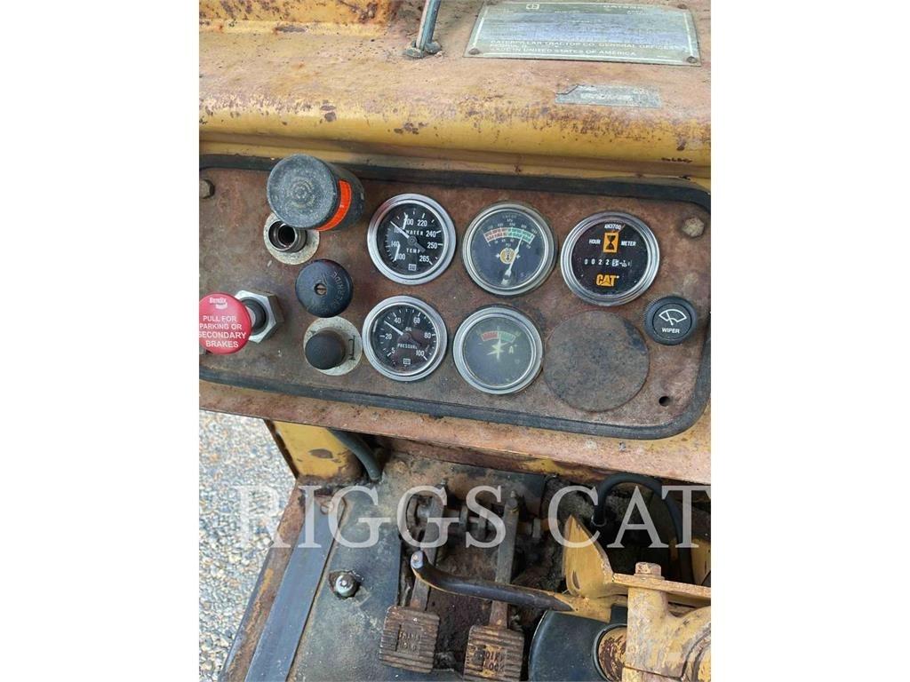 CAT 623B Skrabere