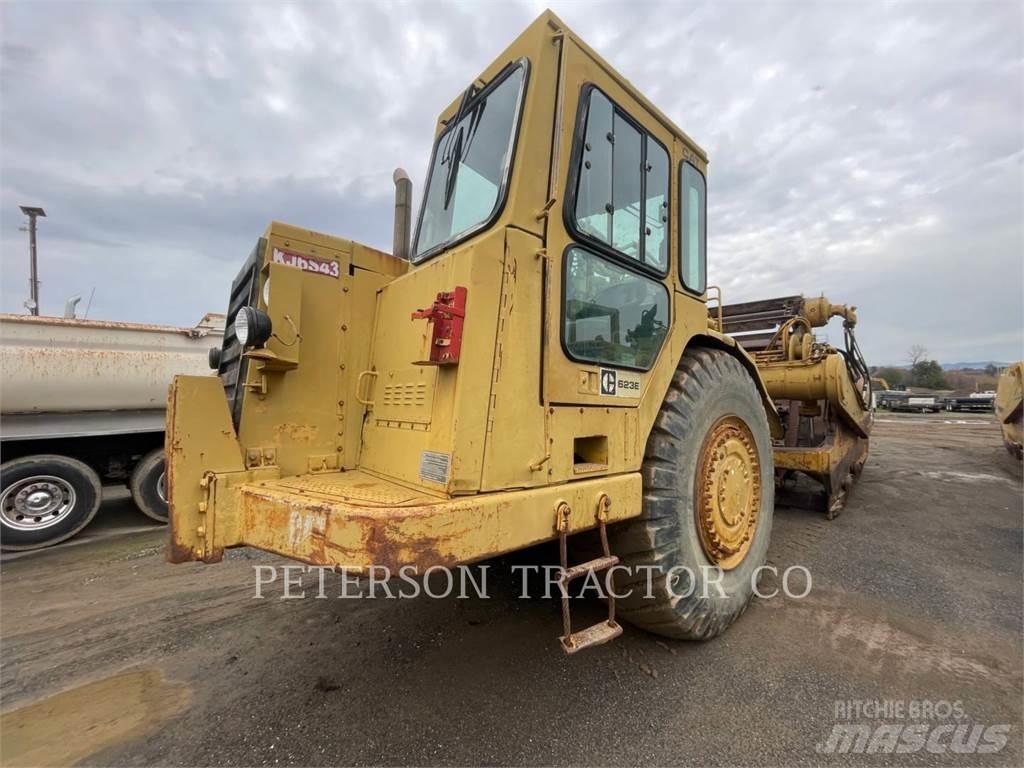 CAT 623E Skrabere