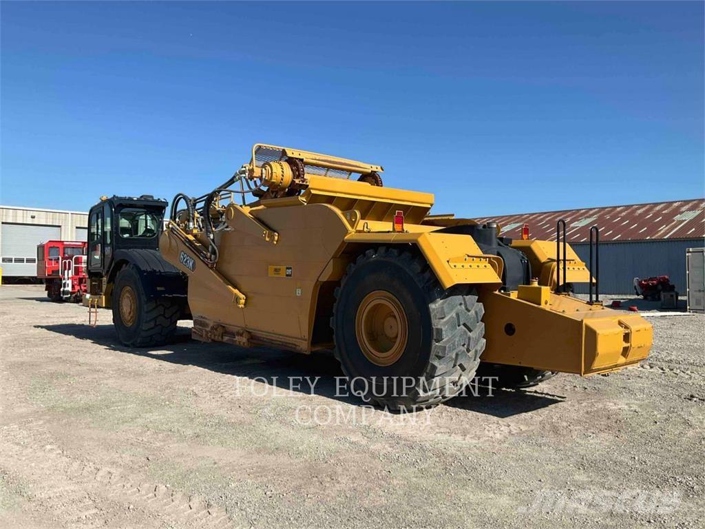 CAT 623K Skrabere