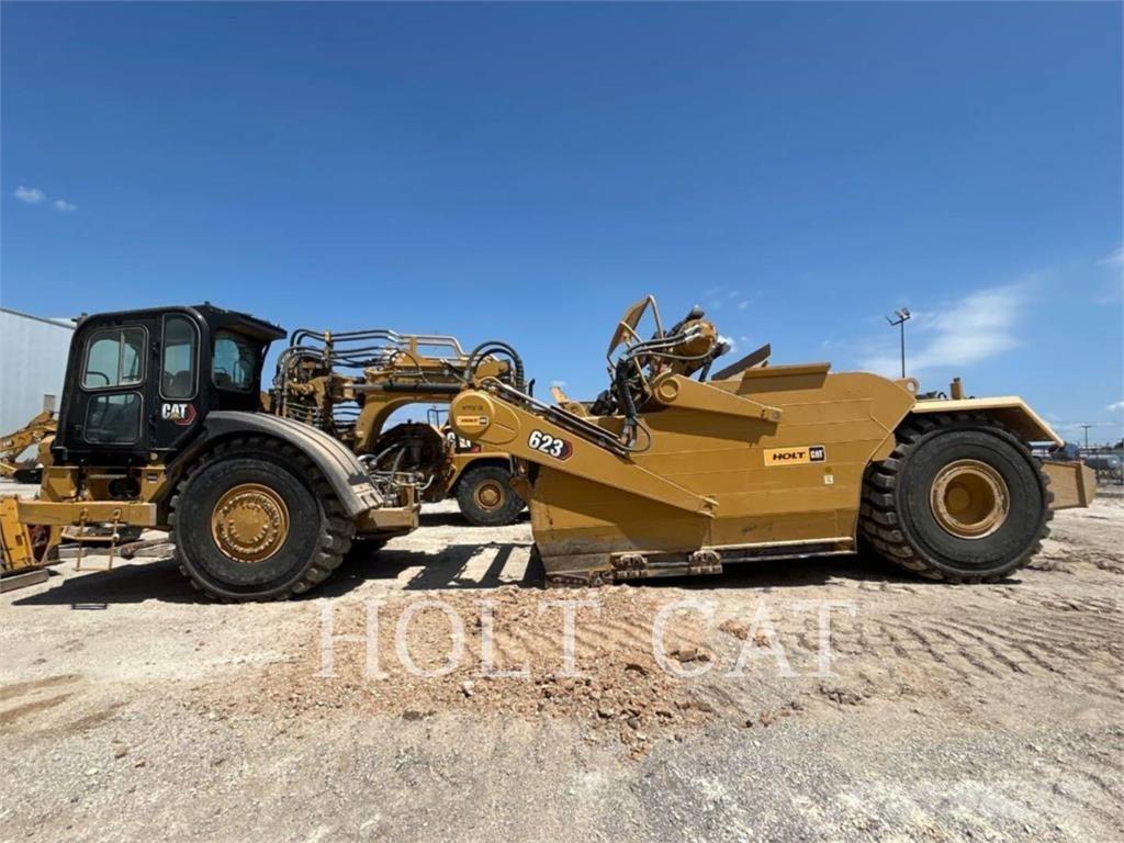 CAT 623K Skrabere