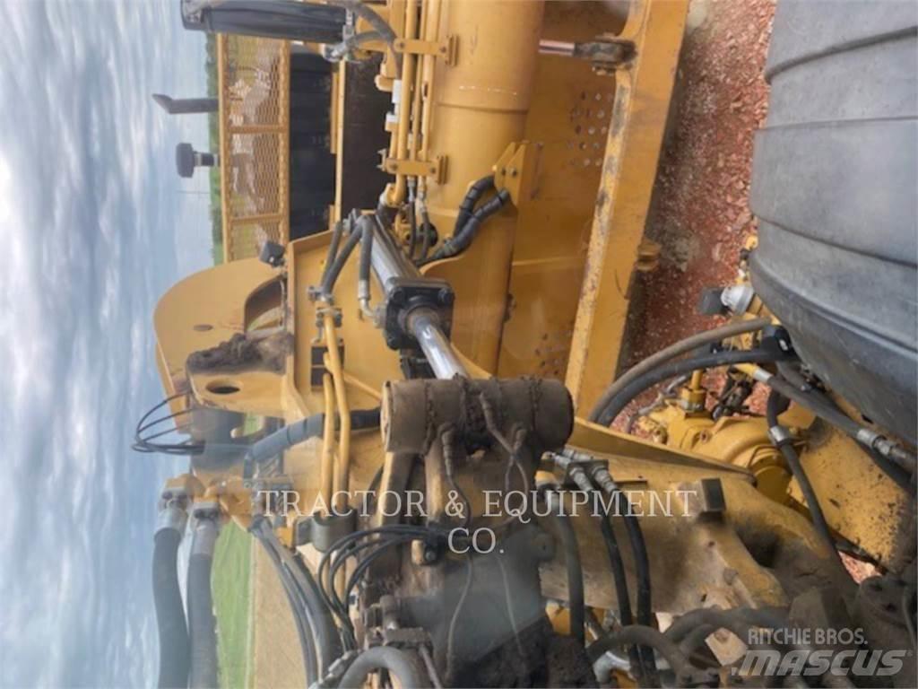 CAT 627H Skrabere