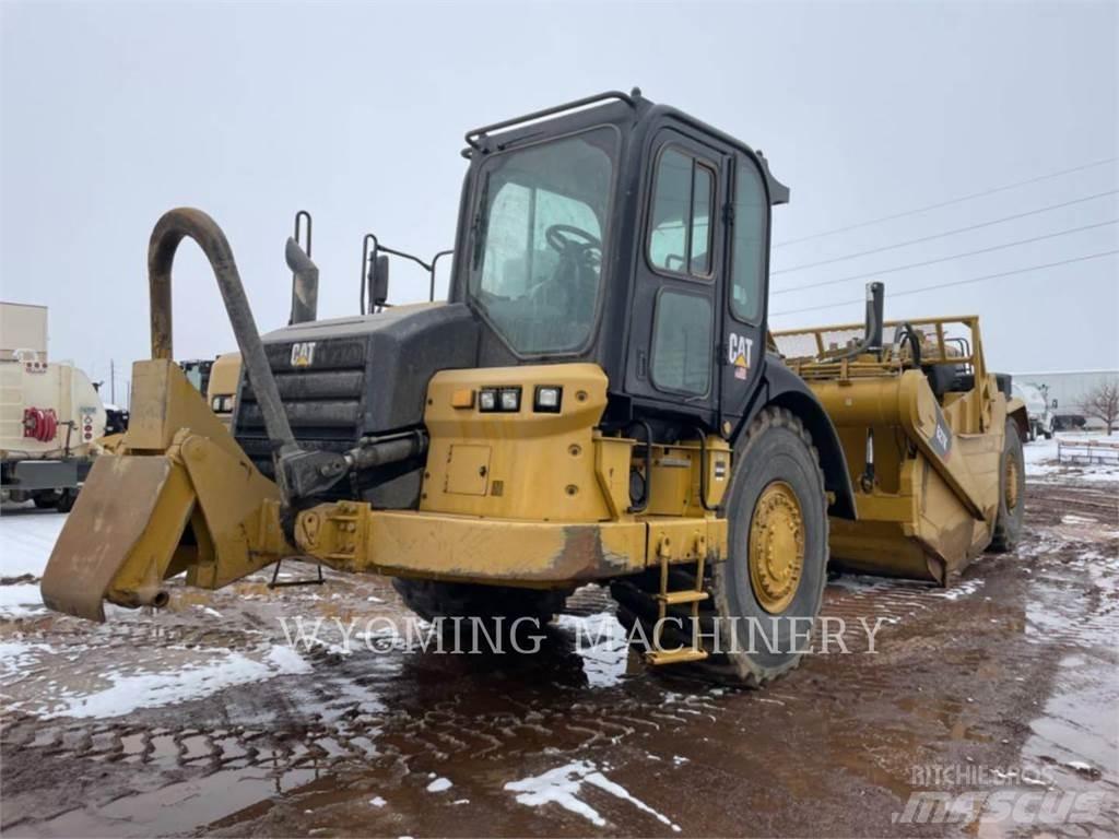CAT 627K Skrabere