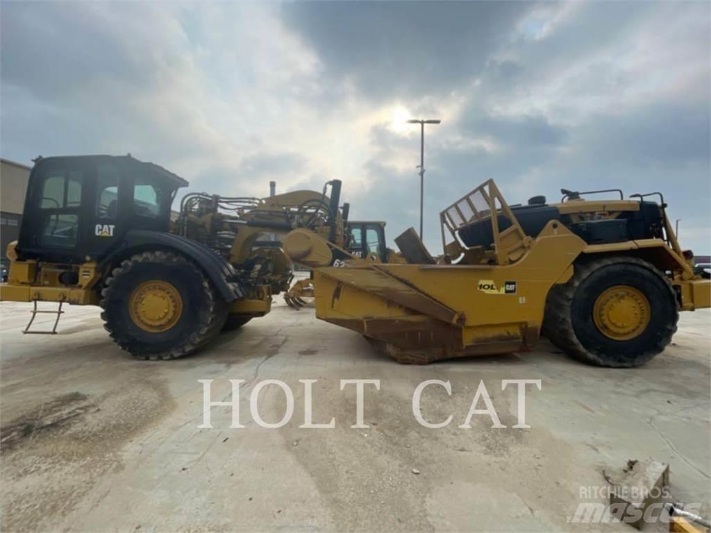 CAT 627K Skrabere