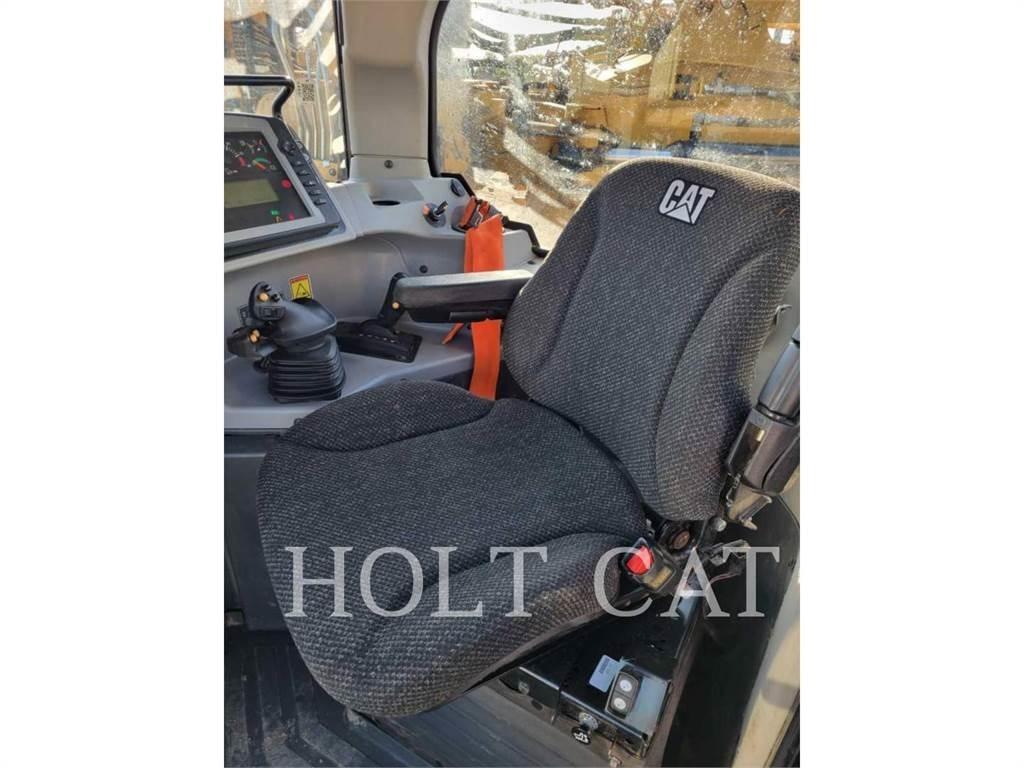 CAT 627K Skrabere
