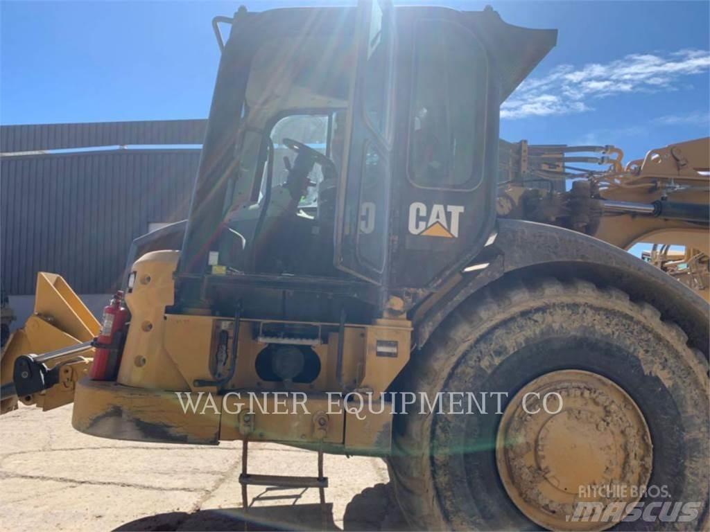 CAT 627K Skrabere