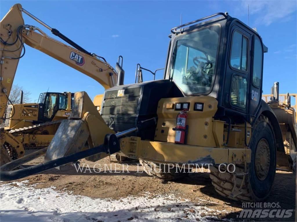 CAT 627K Skrabere
