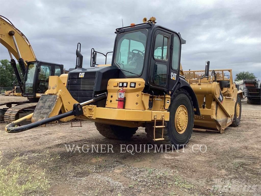 CAT 627K Skrabere