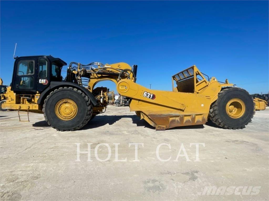CAT 631 Skrabere