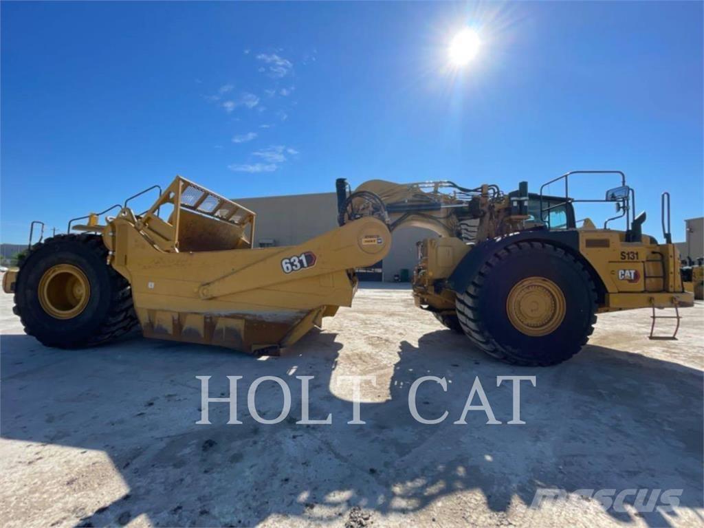 CAT 631 Skrabere