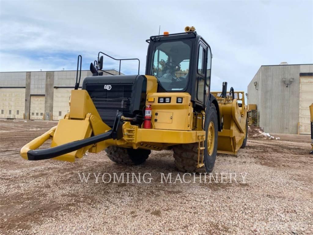 CAT 637 Skrabere