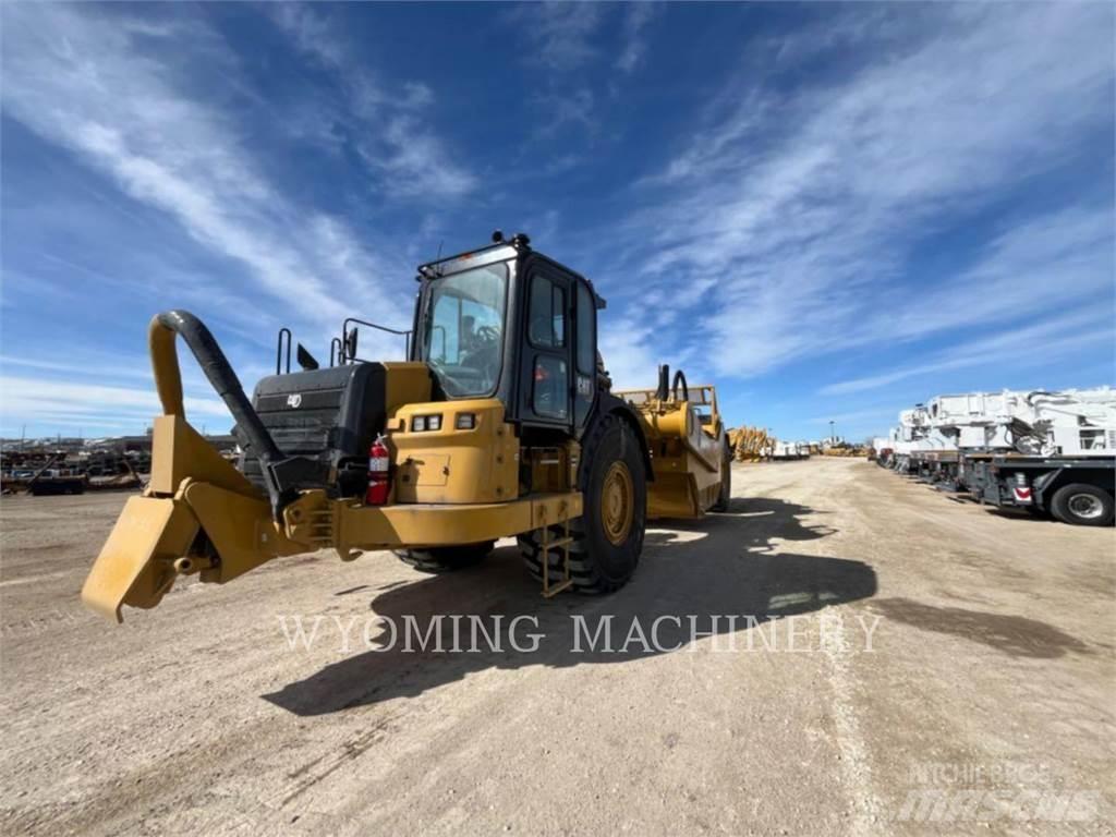 CAT 637 Skrabere