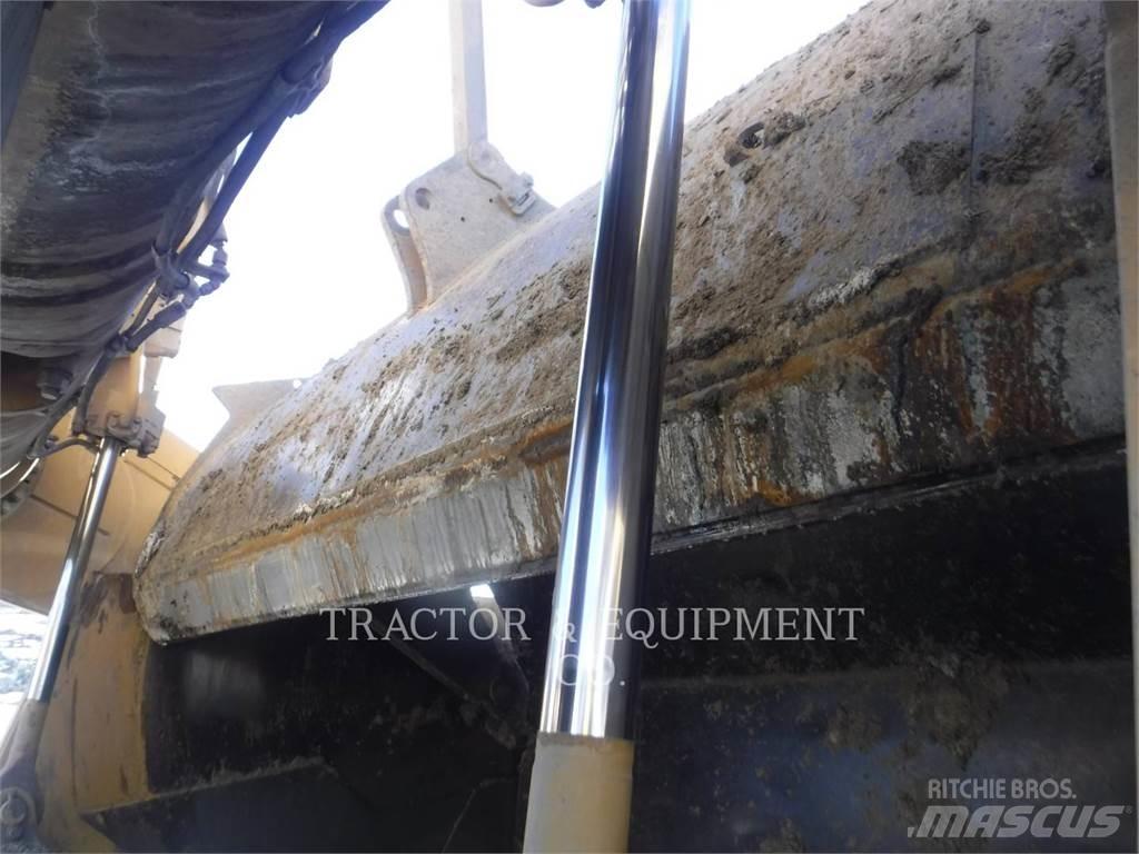 CAT 637G Skrabere