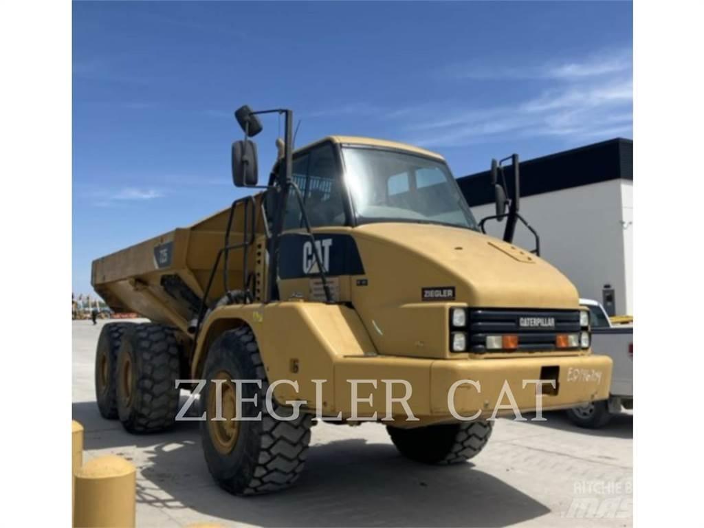 CAT 725 Terrængående lastbiler