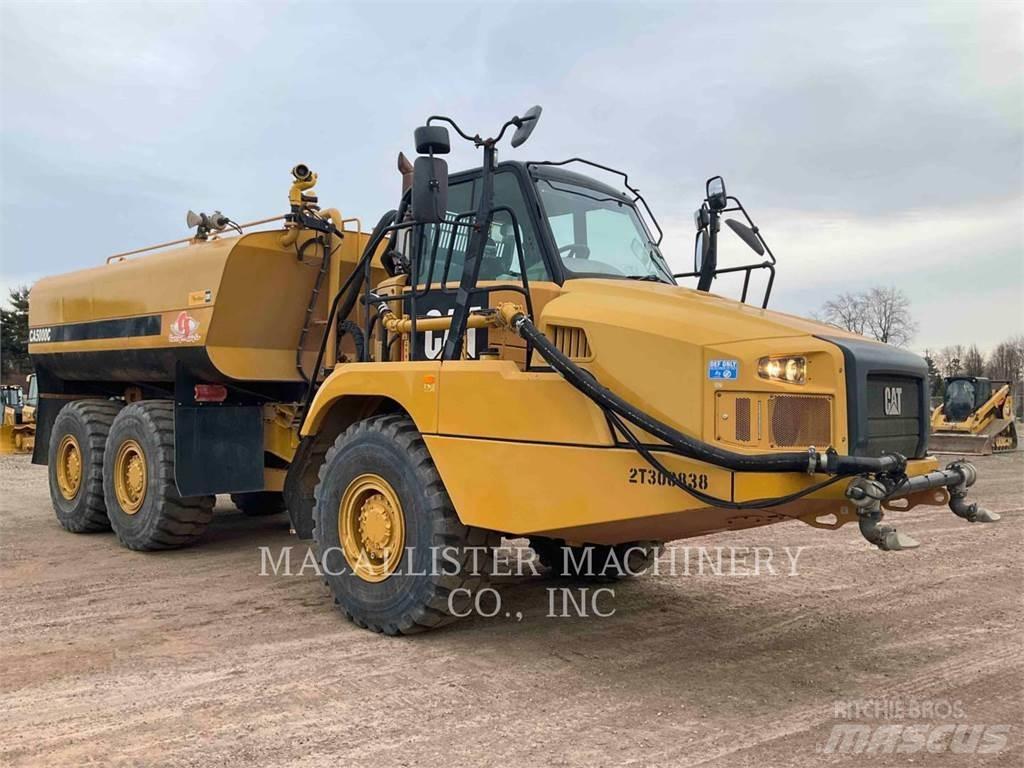 CAT 725 C 2 Terrængående lastbiler