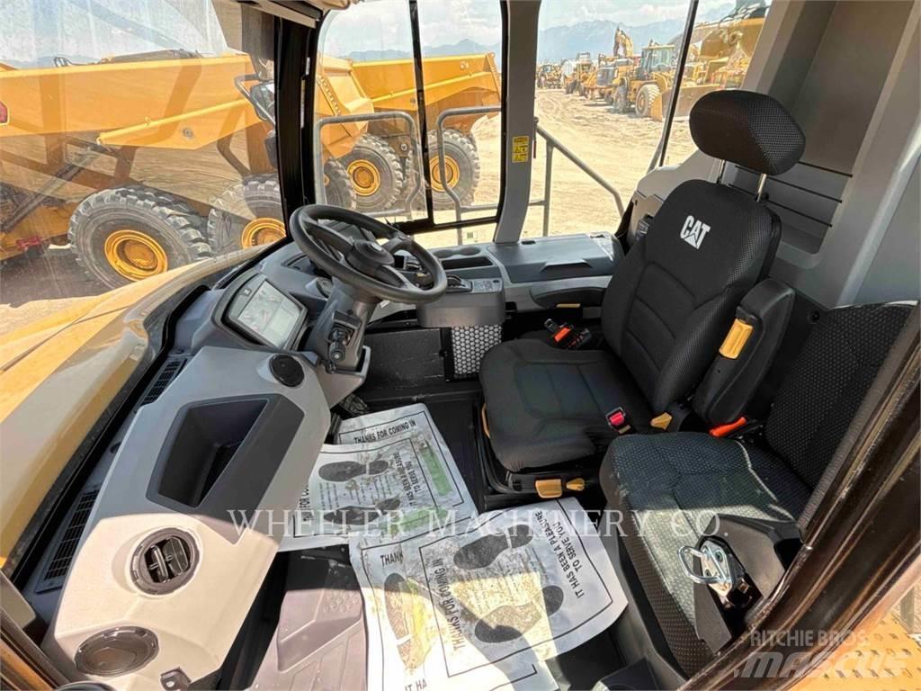 CAT 725 TG Terrængående lastbiler