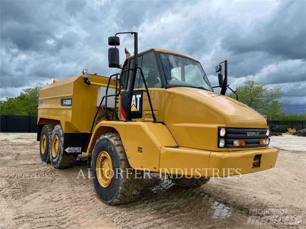 CAT 725 WT Terrængående lastbiler