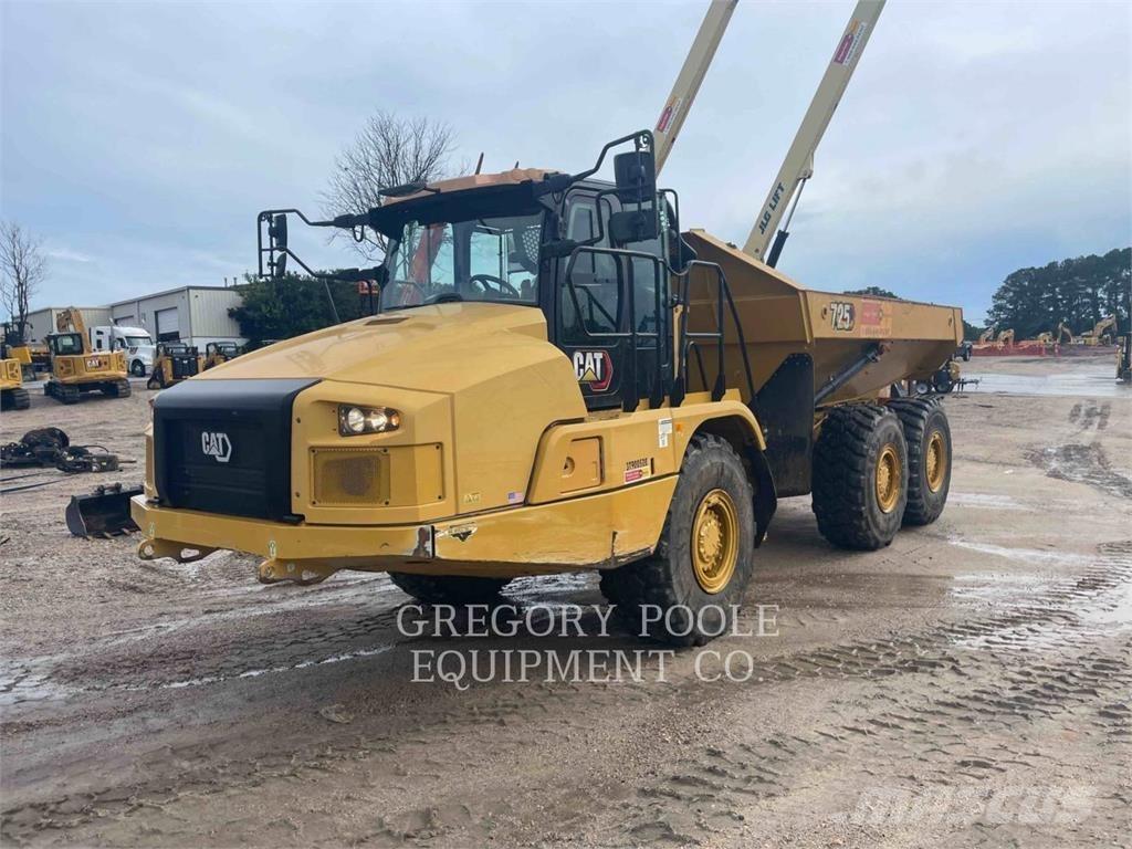 CAT 72504 Terrængående lastbiler