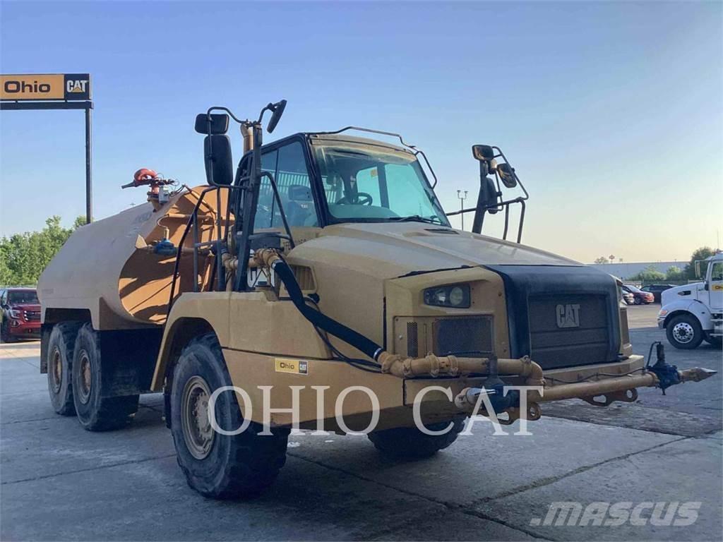 CAT 725C WT Terrængående lastbiler