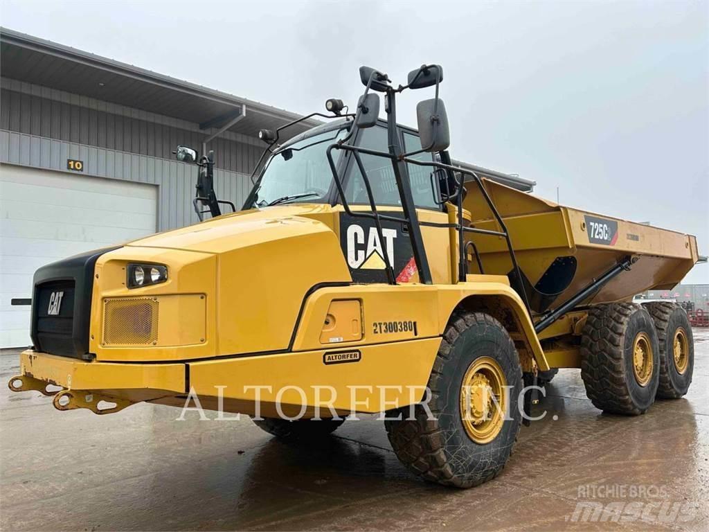 CAT 725C2 Terrængående lastbiler