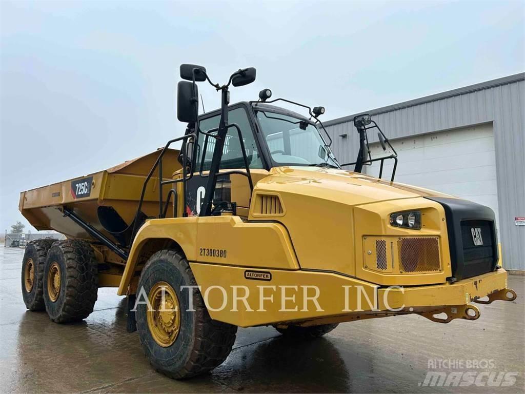 CAT 725C2 Terrængående lastbiler
