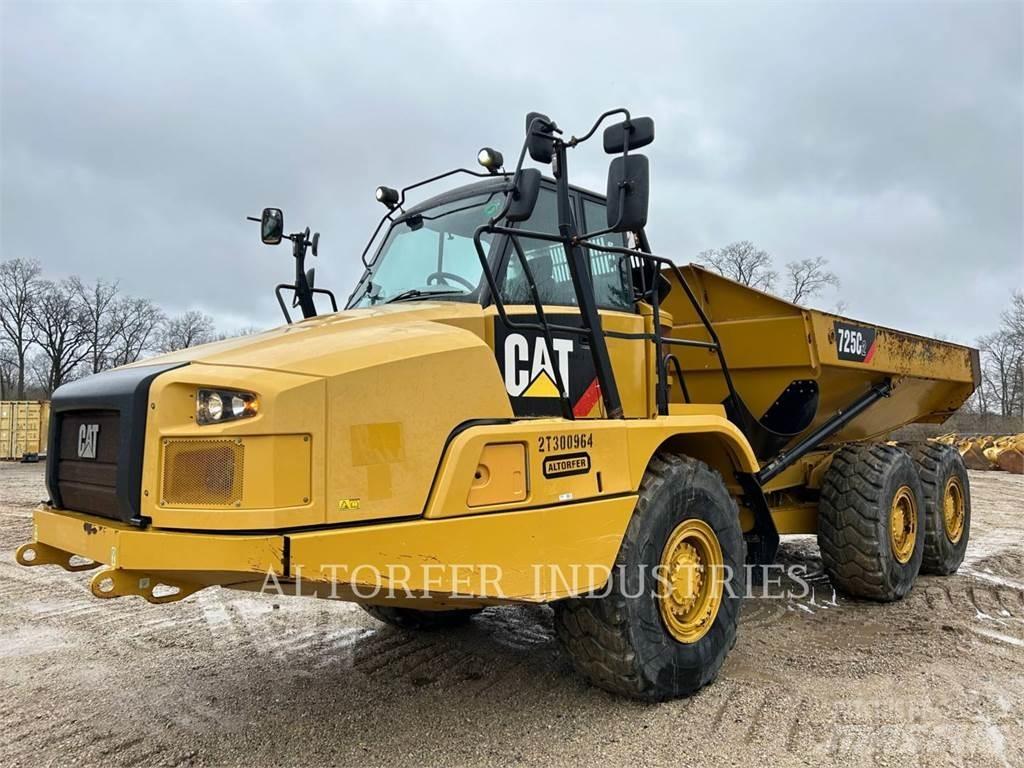 CAT 725C2 Terrængående lastbiler