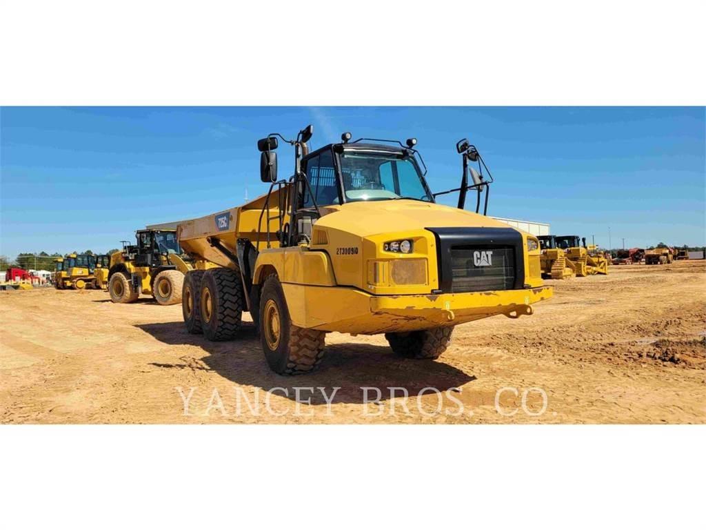 CAT 725C2 Terrængående lastbiler