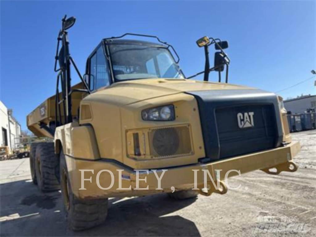 CAT 725C2 Terrængående lastbiler