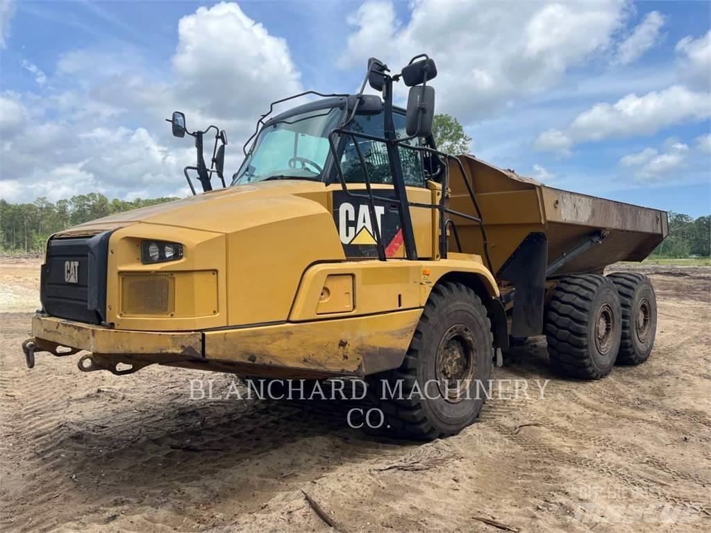 CAT 725C2 Terrængående lastbiler
