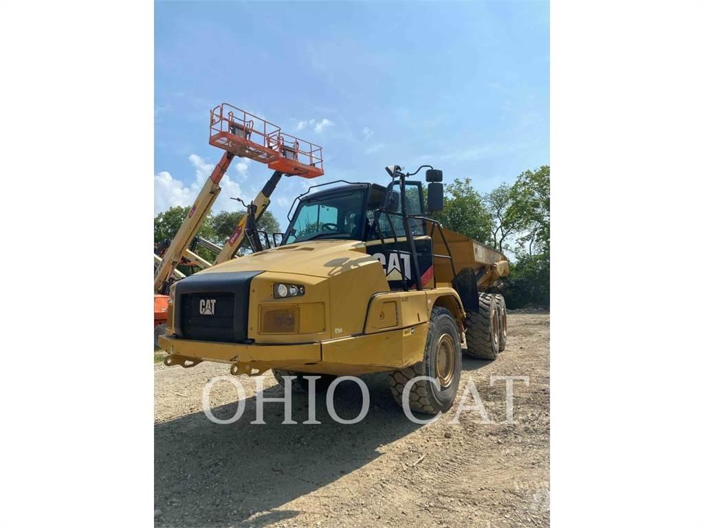 CAT 725C2 Terrængående lastbiler