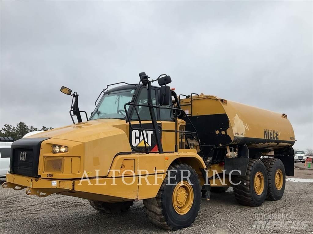 CAT 725C2 WT Terrængående lastbiler