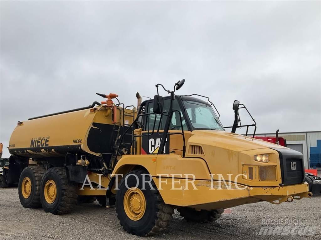 CAT 725C2 WT Terrængående lastbiler
