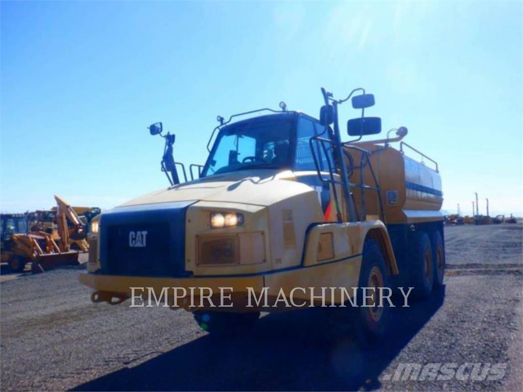 CAT 725C2 WT Tankvogne - vand