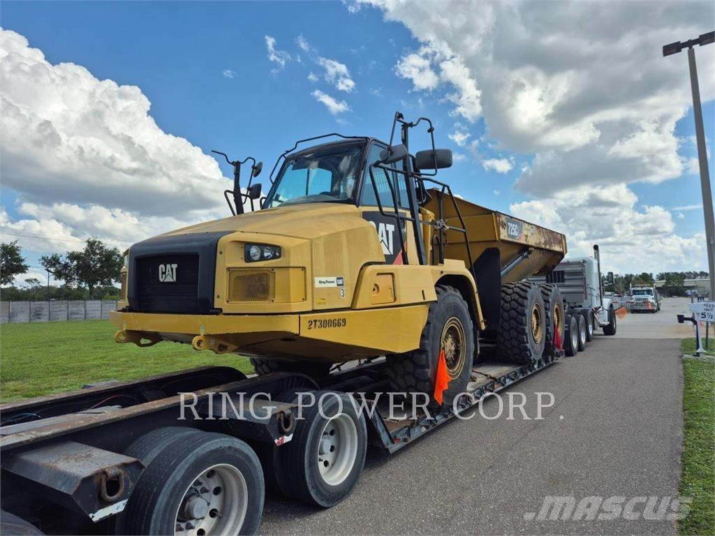 CAT 725C2TG Terrængående lastbiler